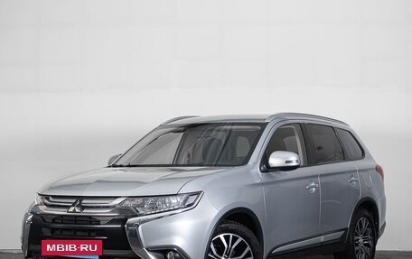 Mitsubishi Outlander III рестайлинг 3, 2018 год, 2 249 000 рублей, 4 фотография