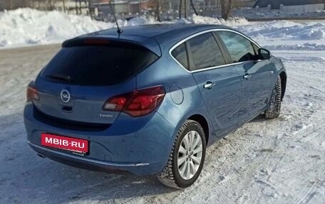 Opel Astra J, 2013 год, 870 000 рублей, 4 фотография