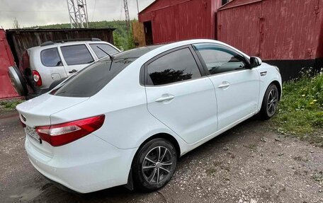 KIA Rio III рестайлинг, 2014 год, 760 000 рублей, 4 фотография