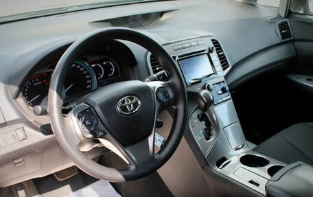 Toyota Venza I, 2015 год, 2 300 000 рублей, 14 фотография