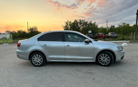 Volkswagen Jetta VI, 2013 год, 600 000 рублей, 6 фотография