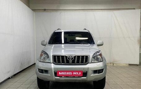 Toyota Land Cruiser Prado 120 рестайлинг, 2008 год, 2 319 000 рублей, 2 фотография