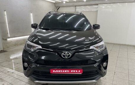 Toyota RAV4, 2016 год, 2 650 000 рублей, 2 фотография