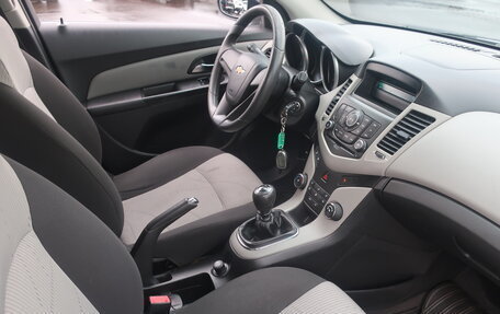 Chevrolet Cruze II, 2012 год, 799 000 рублей, 24 фотография