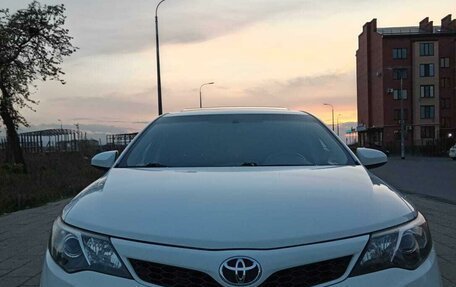 Toyota Camry, 2014 год, 1 150 000 рублей, 2 фотография