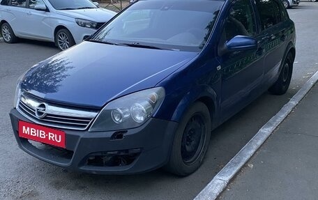 Opel Astra H, 2004 год, 295 000 рублей, 1 фотография