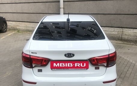 KIA Rio III рестайлинг, 2017 год, 1 050 000 рублей, 2 фотография