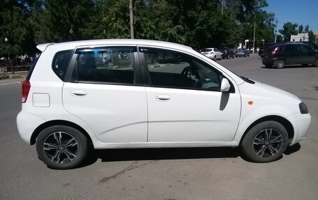 Chevrolet Aveo III, 2005 год, 500 000 рублей, 3 фотография