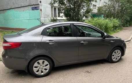 KIA Rio III рестайлинг, 2012 год, 810 000 рублей, 2 фотография