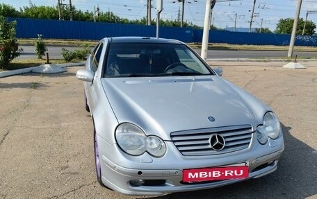 Mercedes-Benz C-Класс, 2003 год, 700 000 рублей, 8 фотография