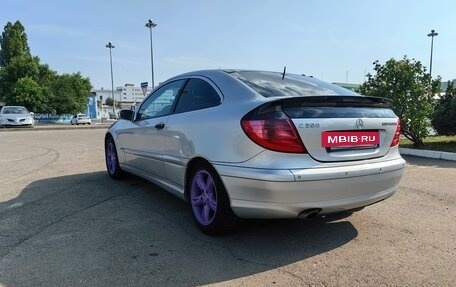 Mercedes-Benz C-Класс, 2003 год, 700 000 рублей, 4 фотография