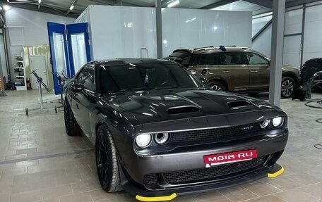 Dodge Challenger III рестайлинг 2, 2016 год, 5 000 000 рублей, 9 фотография