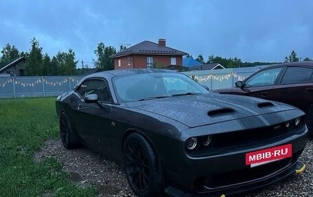 Dodge Challenger III рестайлинг 2, 2016 год, 5 000 000 рублей, 5 фотография