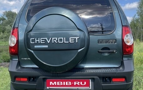 Chevrolet Niva I рестайлинг, 2015 год, 930 000 рублей, 5 фотография