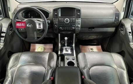 Nissan Pathfinder, 2011 год, 1 845 000 рублей, 11 фотография