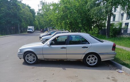 Mercedes-Benz C-Класс, 1998 год, 220 000 рублей, 3 фотография