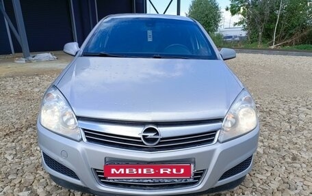 Opel Astra H, 2011 год, 650 000 рублей, 3 фотография