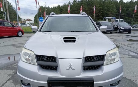 Mitsubishi Outlander III рестайлинг 3, 2007 год, 699 995 рублей, 2 фотография