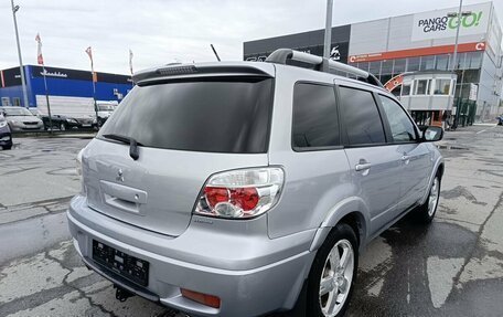 Mitsubishi Outlander III рестайлинг 3, 2007 год, 699 995 рублей, 7 фотография