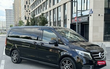 Mercedes-Benz V-Класс, 2017 год, 4 500 000 рублей, 9 фотография