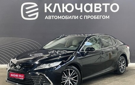 Toyota Camry, 2021 год, 3 450 000 рублей, 1 фотография