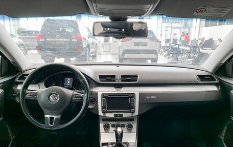 Volkswagen Passat B7, 2012 год, 1 245 000 рублей, 14 фотография