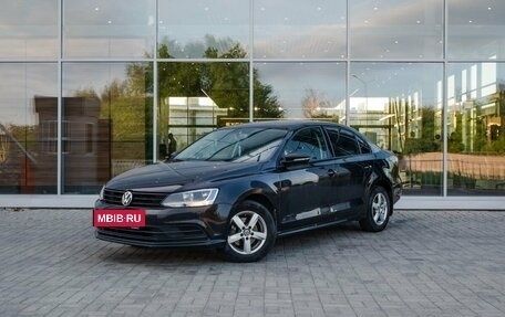 Volkswagen Jetta VI, 2015 год, 1 064 900 рублей, 2 фотография