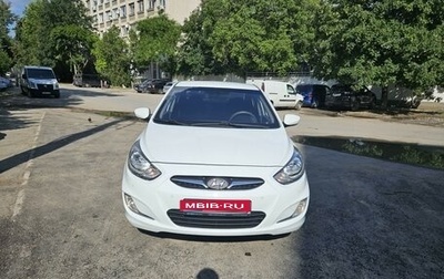 Hyundai Solaris II рестайлинг, 2011 год, 870 000 рублей, 1 фотография
