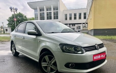 Volkswagen Polo VI (EU Market), 2014 год, 960 000 рублей, 1 фотография