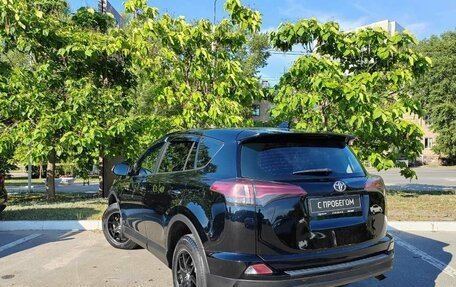 Toyota RAV4, 2017 год, 2 300 000 рублей, 4 фотография