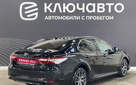 Toyota Camry, 2021 год, 3 450 000 рублей, 5 фотография