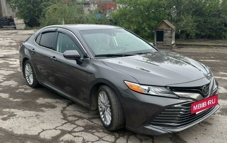 Toyota Camry, 2017 год, 2 760 000 рублей, 4 фотография