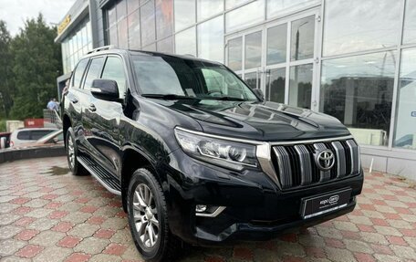 Toyota Land Cruiser Prado 150 рестайлинг 2, 2019 год, 5 499 000 рублей, 1 фотография