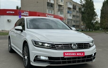 Volkswagen Passat B8 рестайлинг, 2018 год, 3 100 000 рублей, 8 фотография