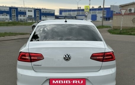 Volkswagen Passat B8 рестайлинг, 2018 год, 3 100 000 рублей, 16 фотография