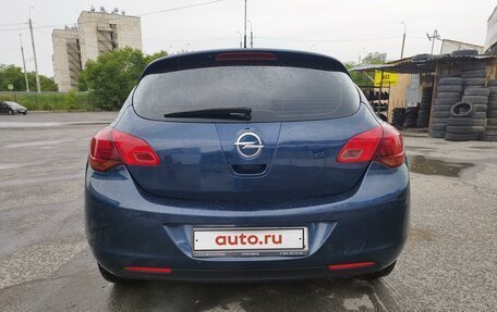 Opel Astra J, 2011 год, 630 000 рублей, 6 фотография