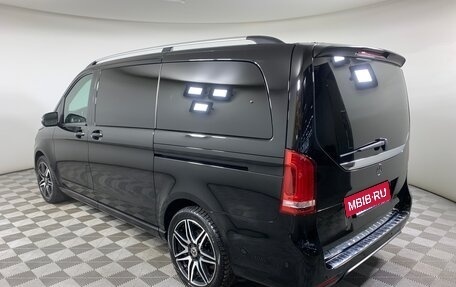 Mercedes-Benz V-Класс, 2018 год, 5 600 000 рублей, 7 фотография