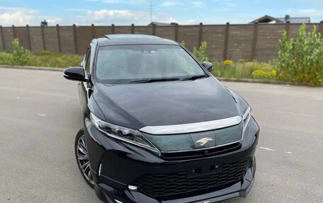 Toyota Harrier, 2017 год, 3 800 000 рублей, 2 фотография