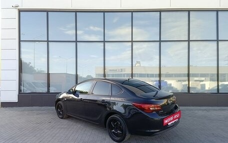 Opel Astra J, 2013 год, 989 000 рублей, 3 фотография