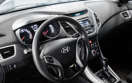 Hyundai Elantra V, 2015 год, 1 129 000 рублей, 21 фотография