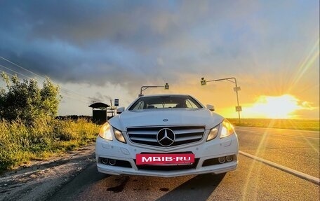 Mercedes-Benz E-Класс, 2010 год, 1 600 000 рублей, 4 фотография