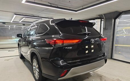 Toyota Highlander, 2024 год, 6 990 000 рублей, 3 фотография