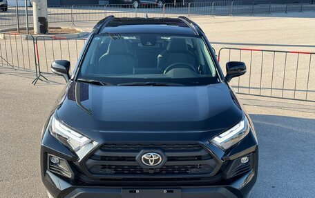 Toyota RAV4, 2023 год, 4 897 000 рублей, 6 фотография
