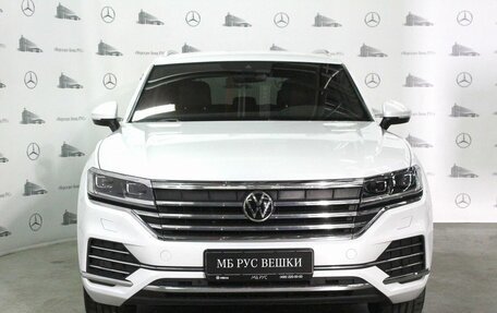 Volkswagen Touareg III, 2021 год, 6 980 000 рублей, 2 фотография