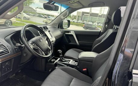 Toyota Land Cruiser Prado 150 рестайлинг 2, 2019 год, 5 499 000 рублей, 6 фотография