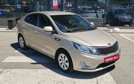 KIA Rio III рестайлинг, 2013 год, 1 011 000 рублей, 5 фотография