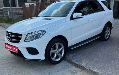 Mercedes-Benz GLE, 2016 год, 3 850 000 рублей, 3 фотография