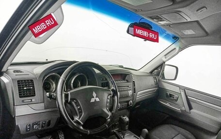 Mitsubishi Pajero IV, 2013 год, 2 899 000 рублей, 16 фотография