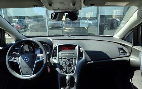 Opel Astra J, 2014 год, 972 000 рублей, 9 фотография