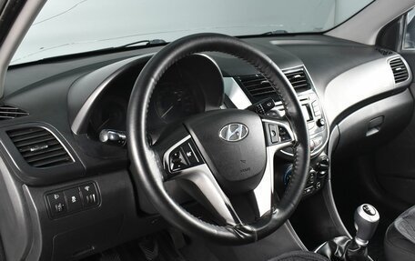 Hyundai Solaris II рестайлинг, 2011 год, 659 995 рублей, 9 фотография